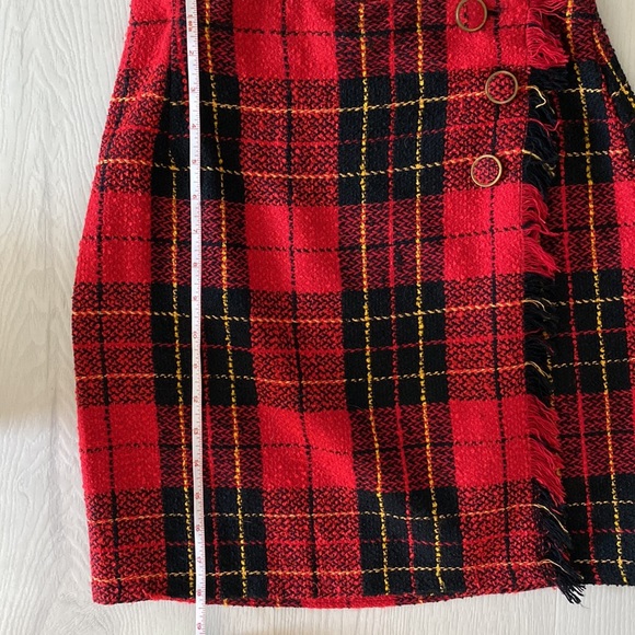 Vintage red quilt wrap skirt  size 9– although waist measures 26-27 - Picture 6 of 6
